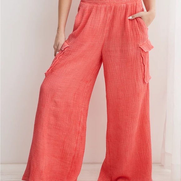 Aerie Pool To Party Set - flutter sleeve top and cargo pants in coral SM AND MED - Picture 2 of 3
